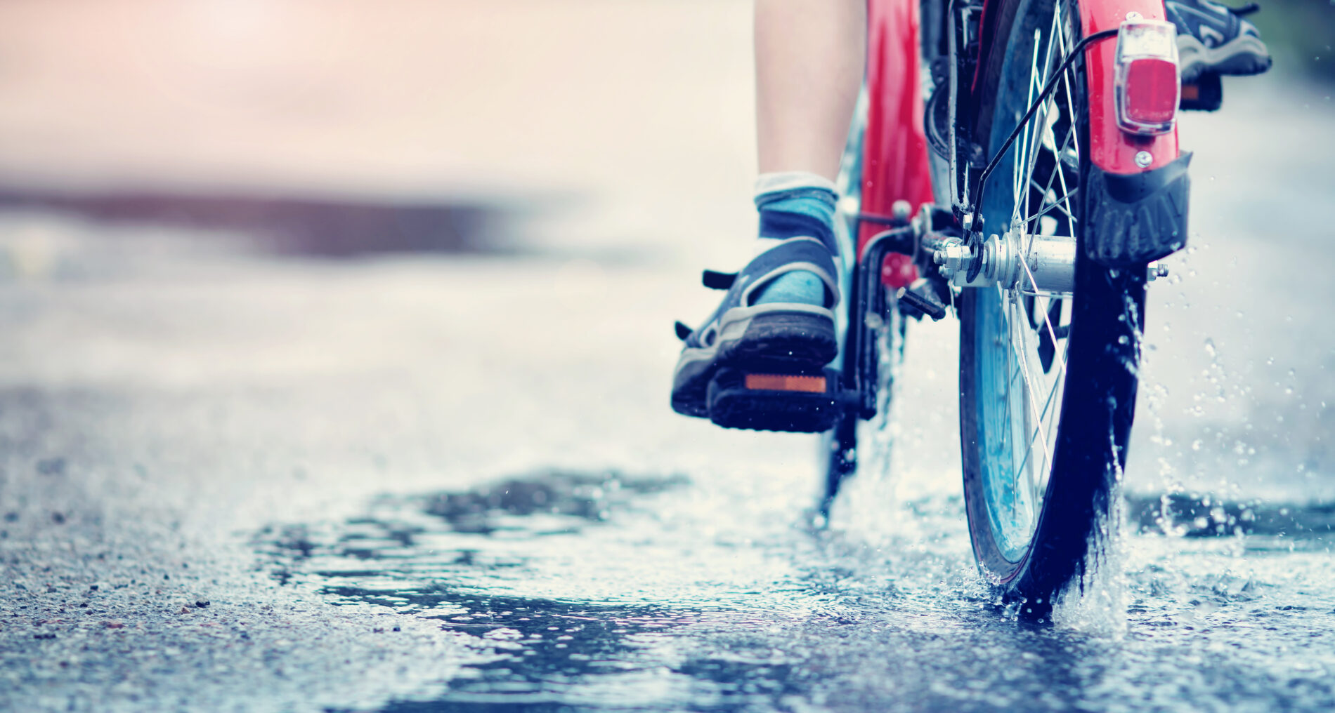 雨の日の自転車